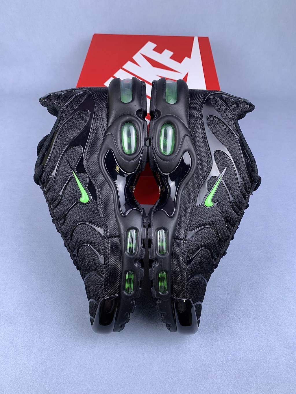 Nik3 TN Green Strike